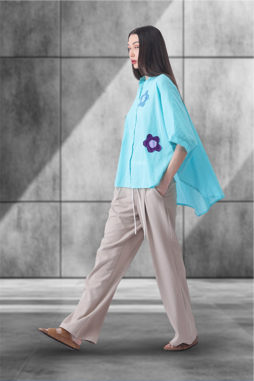 Flower Power Oversized Shirt – Unisex Breezy Fit